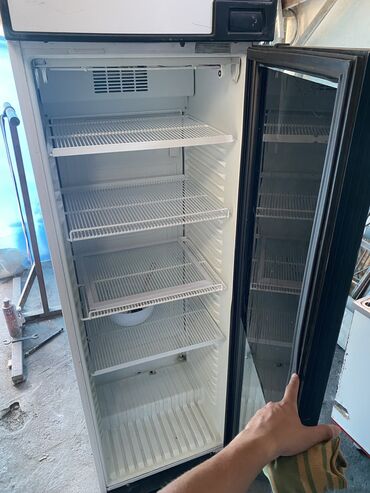 островок в торговом центре: Колдонулган