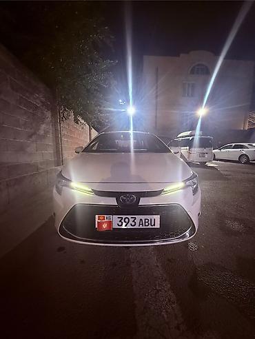 Toyota Corolla: 2020 г., 1.8 л, Автомат, Гибрид, Седан at lalafo.kg Toyota Corolla: 2020 г., 1.8 л, Автомат, Гибрид, Седан