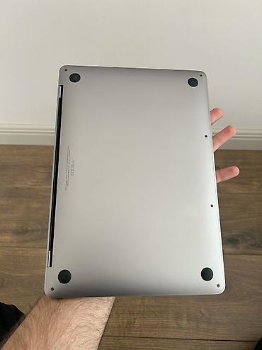 Apple MacBook: İşlənmiş Apple MacBook, 13.3 ", Apple M1, 256 GB — 10