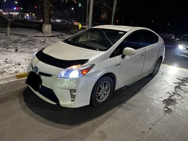 Toyota: Toyota Prius: 2012 г., 1.8 л, Робот, Гибрид, Хэтчбэк