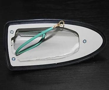 Tuning oprema: Auto antena “shark fin” (ajkulina peraja) - Tip: dekorativna/AM-FM — 9