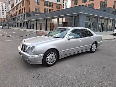 mercedes spacer: Mercedes-Benz E-Class (W210) sedan – gümüşü rəng, 4 qapı, klassik — 2