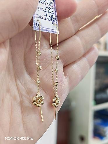 pandora sirqa: Sırğa, Pandora, Sarı qızıl, 585 Əyar, 1 g — 2