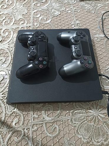 Video oyunlar və konsollar: PlayStation 4 slim yaddaş 1 TB, proşivka olunub, bütün kabellər və 2 — 1
