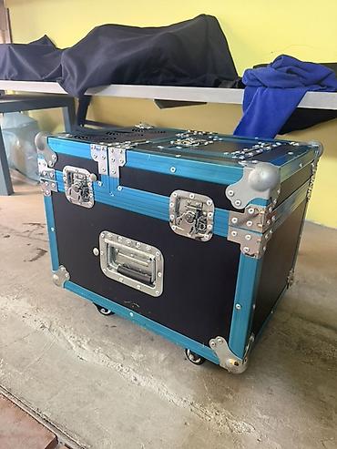 фаер шоу: HAZE -1500W . Tustu haze – inteqrə olunmuş flight-case korpusda — 1