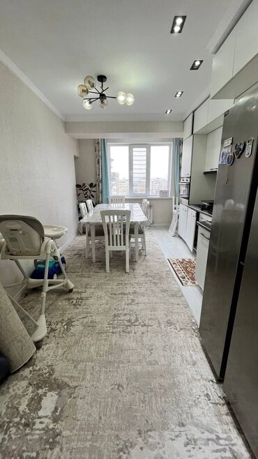 суточные квартиры в бишкеке дешево восток 5: 3 комнаты, 80 м², Элитка, 9 этаж, Евроремонт