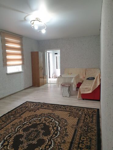 Долгосрочная аренда комнат: 30 м², С мебелью at lalafo.kg Долгосрочная аренда комнат: 30 м², С мебелью