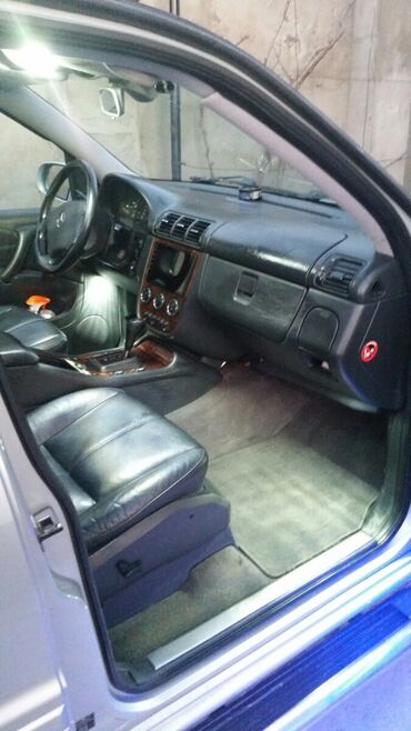 Mercedes-Benz: Mercedes-Benz ML 270: 2.7 l | 2003 il Universal — 14