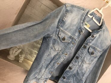 zenske teksas jakne prodaja: Teksas jakna M/L