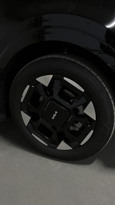 Kia: Kia Carnival: 2025 г., 1.6 л, Автомат, Гибрид, Минивэн — 4