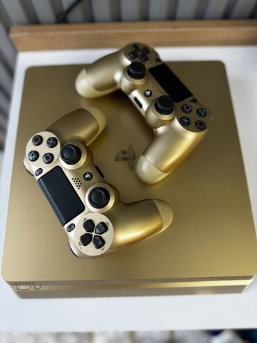 диск пс3: Продается PlayStation 4 Slim Gold. В идеальном состоянии. В подарок