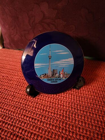 Ostali kućni dekor: Satula nova japanski porcelan. 80te. Visina. 5,5cm. Precnik — 4