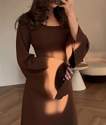 Nora bakudan 45 AZN alınıb yenidir M razmer