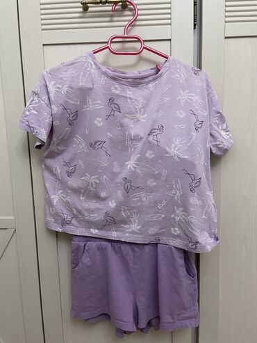 футболка шорта: Комплект, цвет - Фиолетовый, Б/у