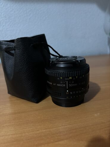 Аксессуары для фото и видео: Объектив Nikon AF 50mm 1:1.8D в хорошем состоянии
