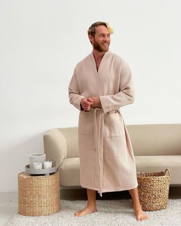 Другая мужская одежда: Вафельные халаты из премиальной вафельной ткани. В разных расцветках