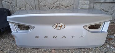 багажник авто: Крышка багажника Hyundai 2018 г., Б/у, цвет - Серебристый,Оригинал