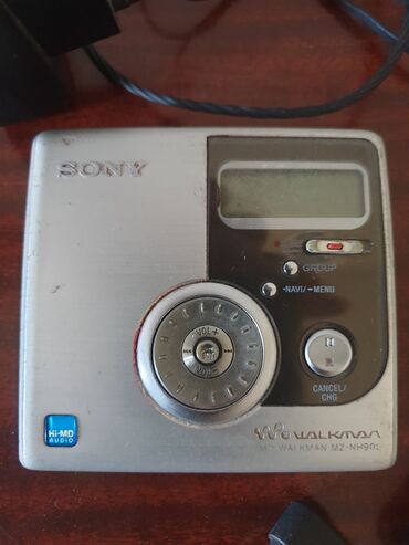 аудио адаптер: MD плеер Sony MZ-NH 900, прилагается только адаптер и три диска