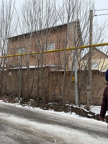 Продажа коттеджей и домов: 🏡 Продаётся участок с домом в жилмассиве Кок-Жар 📐 Участок — 2.7 — 1