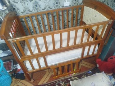 детские игровые автоматы бу: Детская односпальная кровать, Для девочки, С матрасом, Дерево