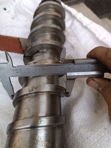 Масло, консервы: Шнековый Маслопресс.Маслобойка . только шнек вал и стол. рабочий — 24