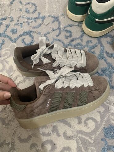 лоро пиано обувь женская летняя: Подборка брендовых кроссовок/кед (несколько пар):36-37-38 все оригинал