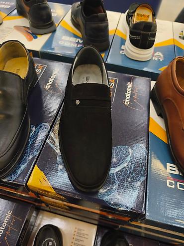 Krasofkalar və idman ayaqqabıları: Məhsul: Kişi və qadın ayaqqabıları seçimi - Kişi gündəlik — 28