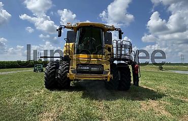 2010: New Holland CR9080 — Комбайн, 2010 г. Б/У | Доставка по всему миру — 3