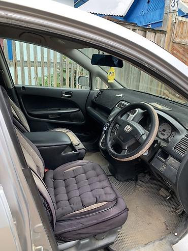 tsunami купить: Honda Stream: 2001 г., 2 л, Автомат, Бензин, Универсал — 5
