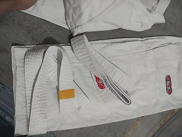 Другое для спорта и отдыха: Продаю набор для тэквандоза всё 4000 — 8