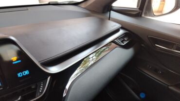 Toyota: Toyota C-HR: 2 l | 2018 il Hetçbek — 13