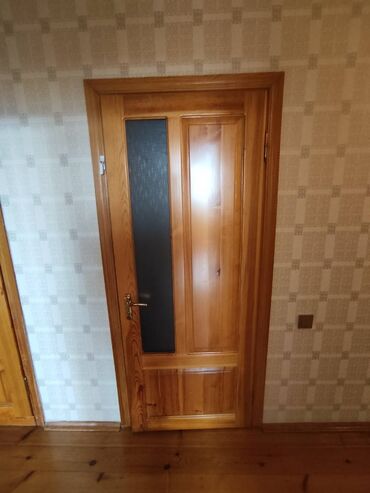 Otaq qapıları: Taxta qapılar satılır.Heç bir zədəli yeri yoxdur. 9 ədəd mövcuddur. 1 -da lalafo.az — 3 Otaq qapıları: Taxta qapılar satılır.Heç bir zədəli yeri yoxdur. 9 ədəd mövcuddur. 1 — 3