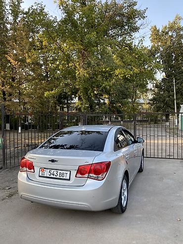 Продажа авто: Chevrolet Cruze: 2010 г., 1.6 л, Автомат, Бензин, Седан — 2