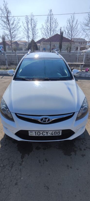 Hyundai: Hyundai i30: 1.6 l | 2011 il Universal