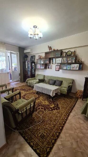 продаю квартиру в центре города: 2 комнаты, 45 м², Индивидуалка, 4 этаж