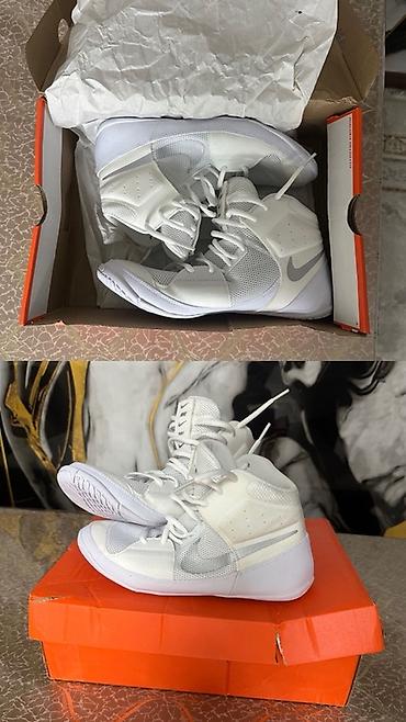 41: Мужские кроссовки, 40, 41, Nike, Б/у, цвет - Белый — 1