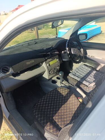 Mazda: Mazda Demio: 2004 г., 1.3 л, Автомат, Бензин, Хэтчбэк — 10