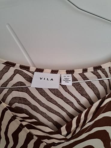 papuce cupave: VILA haljina sa životinjskim (zebra) printom - Model: midi dužina — 2
