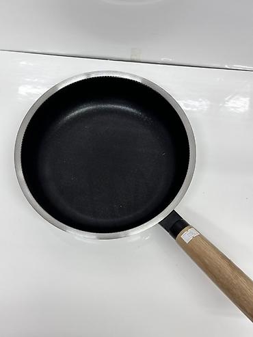 instant pot: Сковорода с антипригарным покрытием и деревянной ручкой - Материал — 2