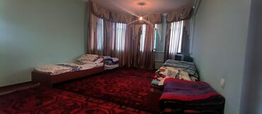 Долгосрочная аренда домов: 220 м², 7 комнат, Забор, огорожен at lalafo.kg — 9 Долгосрочная аренда домов: 220 м², 7 комнат, Забор, огорожен — 9