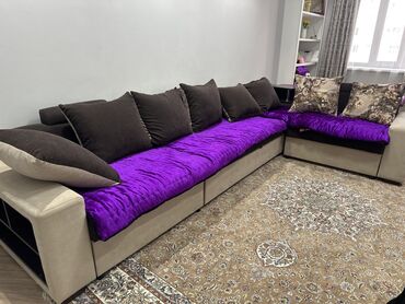 мебель для прихожки: Продам диван за 25 тыс!!!! В отличном состоянии
