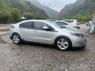 я ищу машины: Chevrolet Volt: 2013 г., 1.4 л, Автоматтык, Электромобиль, Универсал