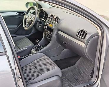 Volkswagen: Na prodaju Volkswagen Golf 6 1.6 TDI, 2011. godište (na ime kupca) — 11