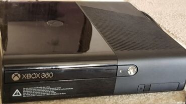 Xbox 360 & Xbox: Xbox 360 E. Ideal vəziyyətdədir, təzə kimidir, az işlənibdir