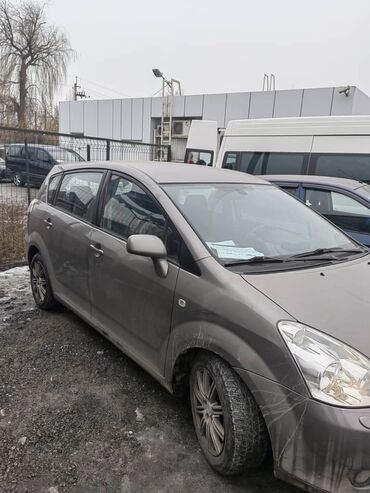 Toyota: Toyota Corolla Verso: 2005 г., 1.8 л, Робот, Бензин, Минивэн