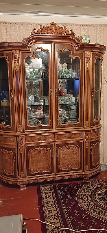 Dolab vitrinləri: Şüşəli dolab vitrini — 8