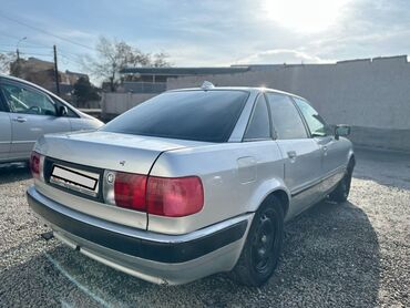 Audi: Audi 80: 1992 г., 1.8 л, Механика, Бензин, Седан — 1