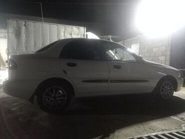 Daewoo: Daewoo Lanos: 1999 г., 1.5 л, Механика, Газ, Седан — 9