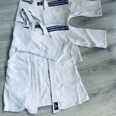 adidas штаны: Спортивный костюм цвет - Белый