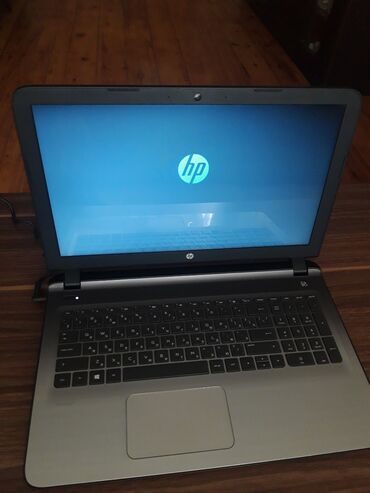 Noutbuk və netbuklar: HP 15.6 ", Intel Core i3, 256 GB